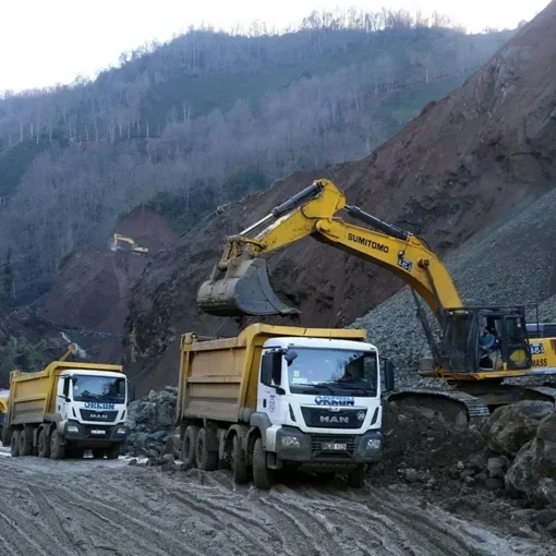 Körfez Bölgesinde En Uygun Fiyatlı Kiralık Kepçe ve Hafriyat Kamyonu Seçenekleri